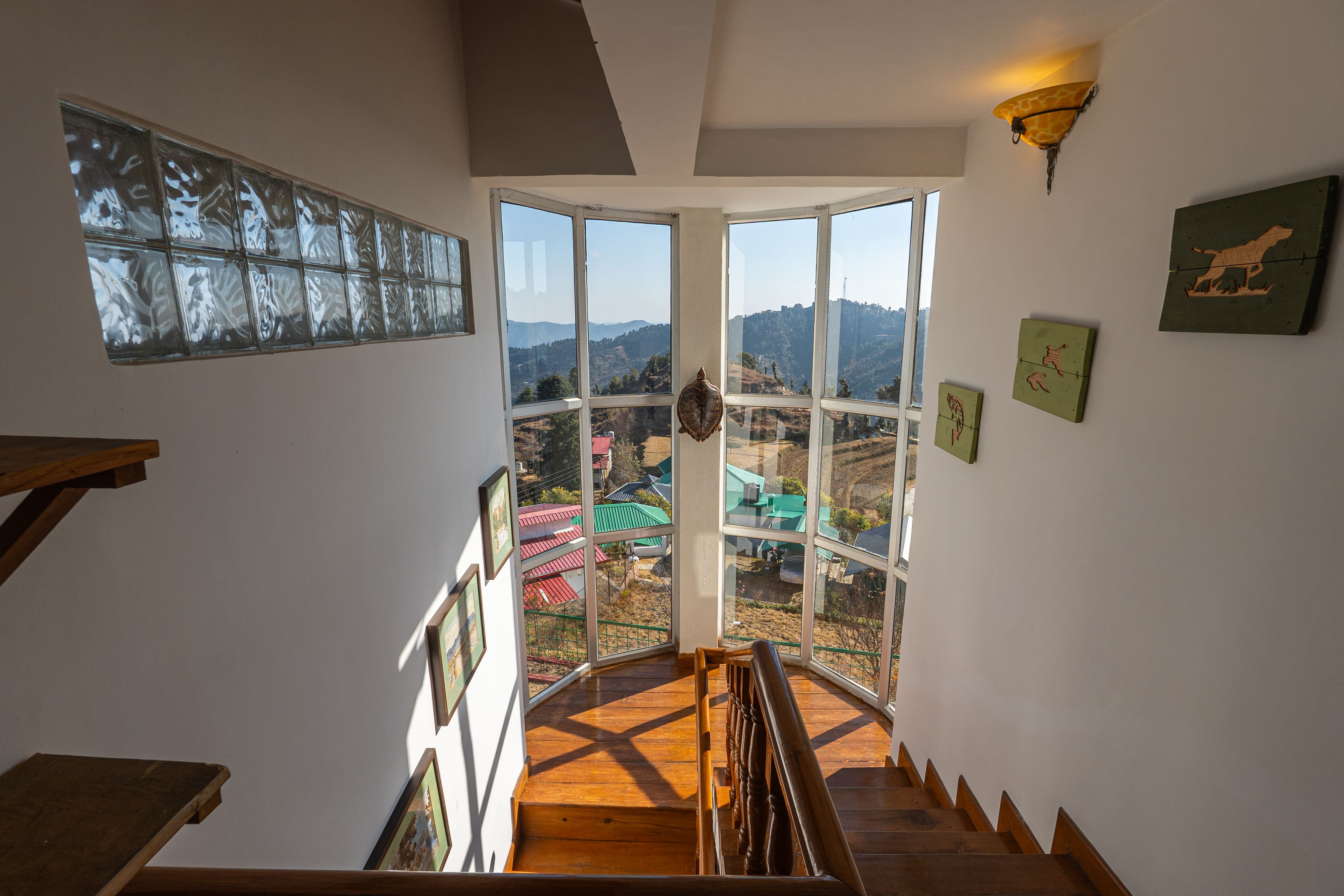 Windchimes Dhanachuli - Hill Villas - Uttarakhand